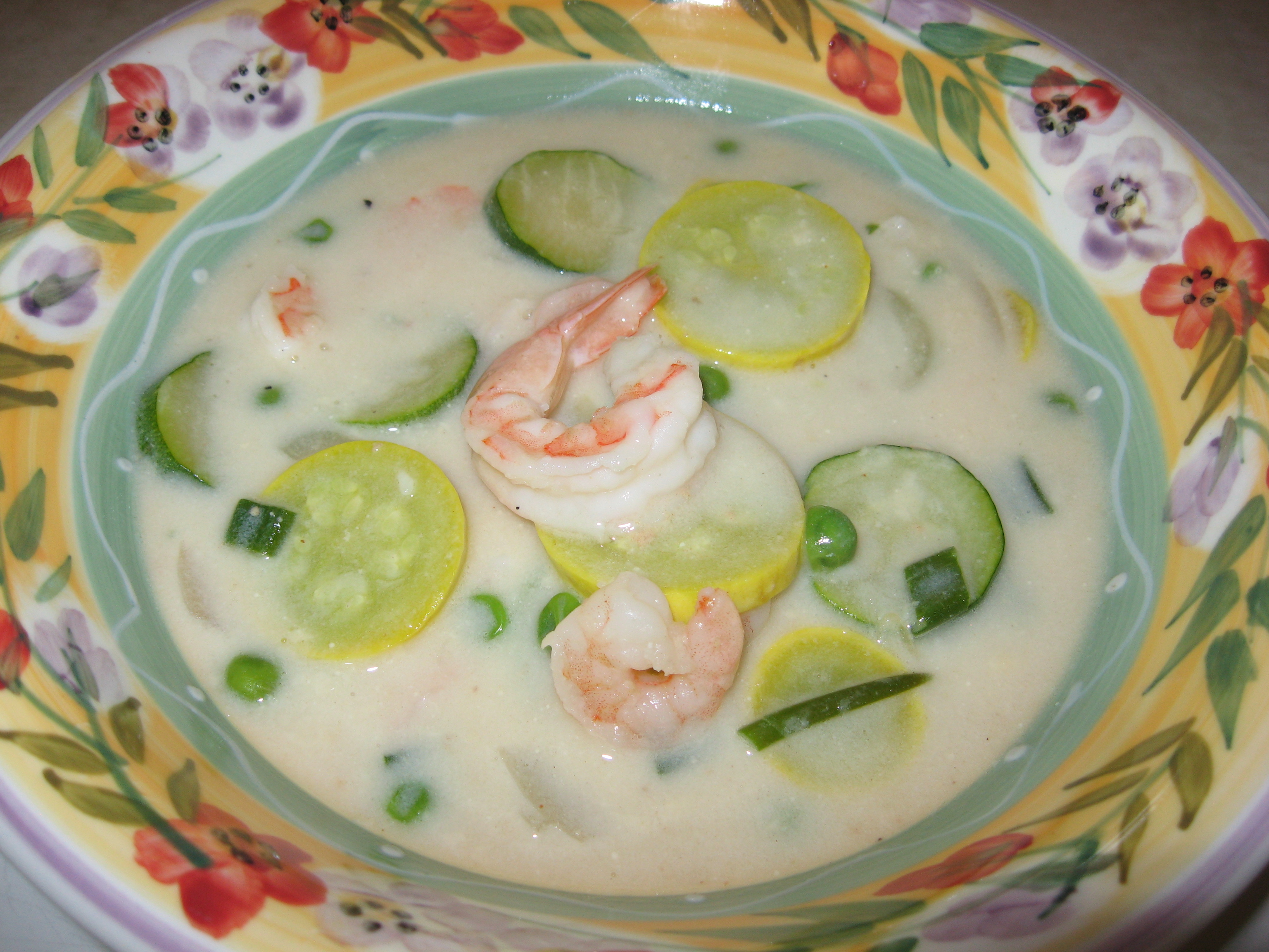 https://tempinnkeeper.files.wordpress.com/2013/02/cream-of-shrimp-soup-close-up.jpg